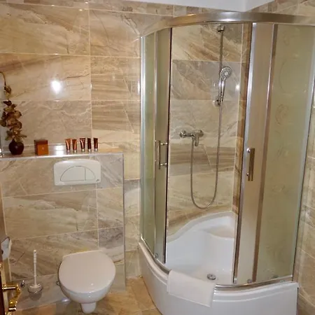 Vegas Konukevi Partizánske