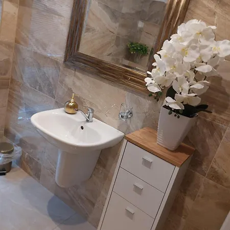 Vegas Konukevi Partizánske